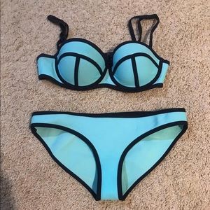 TRIANGL swimsuit set